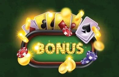 မြန်မာ Smartphone သုံးသူ cm88 APP ဖြင့် ဘောလုံး Live Betting ကစားနေသောပုံ